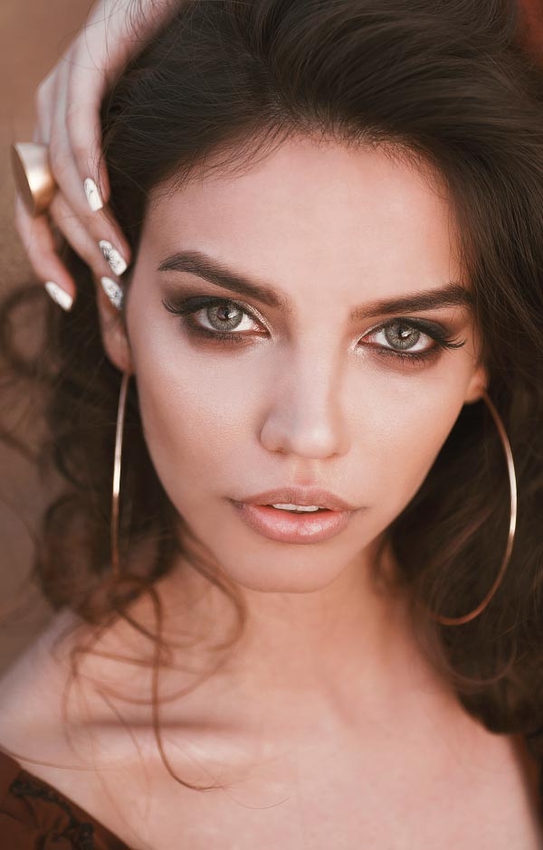 GET THE LOOK
Let's fall in LOVE Make-up