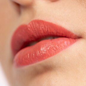 Nui Cosmetics Natural Lipstick AMIRIA 3,5 g