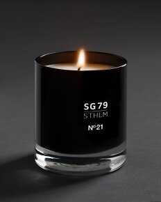 SG79 | STHLM No. 21 Red Duftkerze 145 g