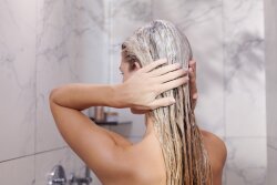 Schwarzkopf Professional BlondMe All Blondes Light Mask 200 ml