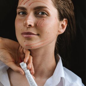 MÁDARA Organic Skincare Boost Hyaluronic Collagen Konzentrat 25 ml