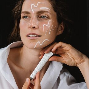 MÁDARA Organic Skincare Boost Amino-Fill 3D Liftingkonzentrat 25 ml