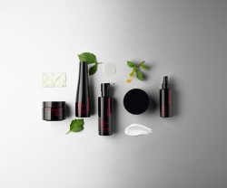 Shu Uemura Ashita Supreme Intensiv Revitalisierendes Shampoo 300 ml