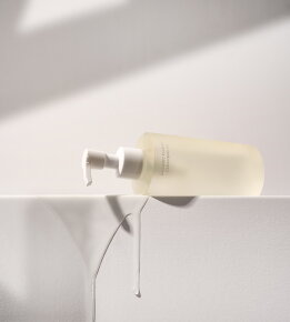 WHAMISA Organic Flowers Cleansing Oil 260 ml