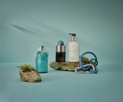 Molton Brown Coastal Cypress & Sea Fennel Bath & Shower Gel Infinite Bottle 400 ml