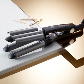 BaByliss Pro Frisiereisen Triple Barrel Waver Titanium Turmalin - Schwarz (BAB2269TTE)