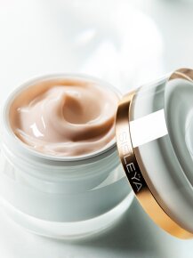 Sisley Sisleÿa L'Intégral Anti-Âge Crème Gel Frais 50 ml