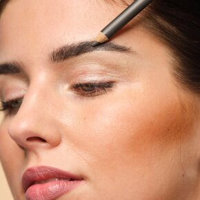 MALU WILZ Eyebrow Designer 1 g 4 Hazelnut