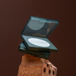 MÁDARA Air Equal Soft Silk Mineralpuder 9 g 0 Translucent