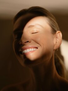 Sisley Paris Sunleya Soin Solaire Anti Age - SPF 50+ 50 ml