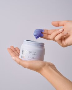 Schwarzkopf Professional BLONDME Care Bond Repair Purple Mask 200 ml