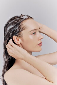 WHAMISA Organic Seeds Green Peas Shampoo Scalp Care 450 ml