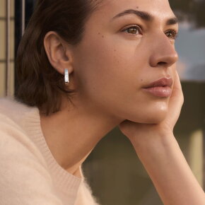 Sensai Radiant Glow Foundation 30 ml RG102 Ivory Beige