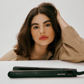 Cloud Nine The Original Iron with Revive Black 1 Stk.