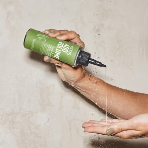 KMS AddVolume Liquid Strength Rinse 150 ml