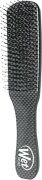 The Wet Brush Men Carbon look